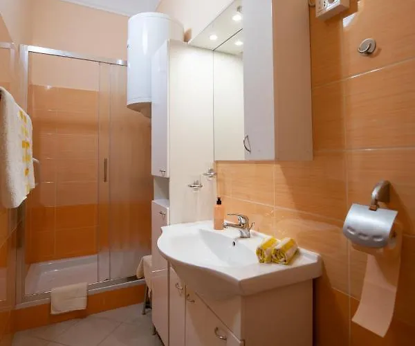 Lila 158 Apartment *